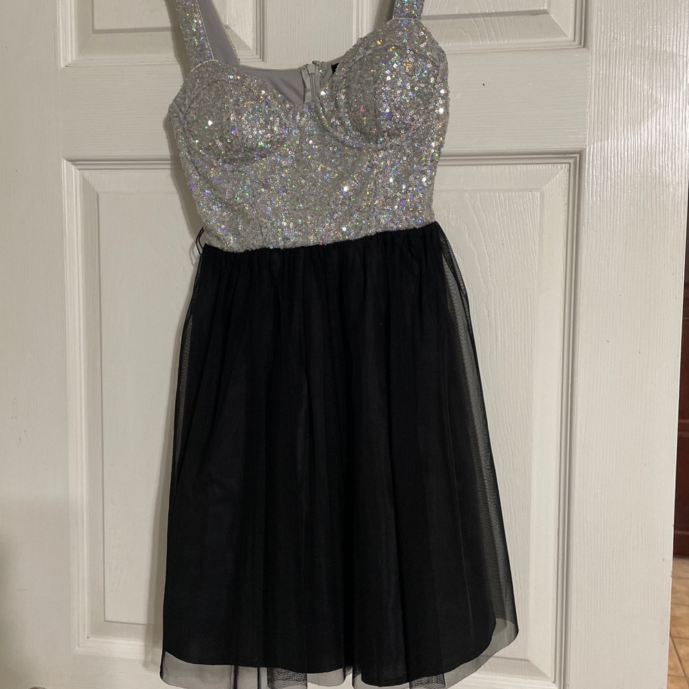 Cocktail dress with sequined bodice